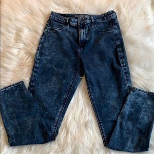 American Eagle Acid Washed Super High Rise Jegging